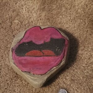 Hand PAINTED LIPS ROCK and Bird